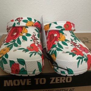 Baya Seasonal Printed Clog White Floral Crocs